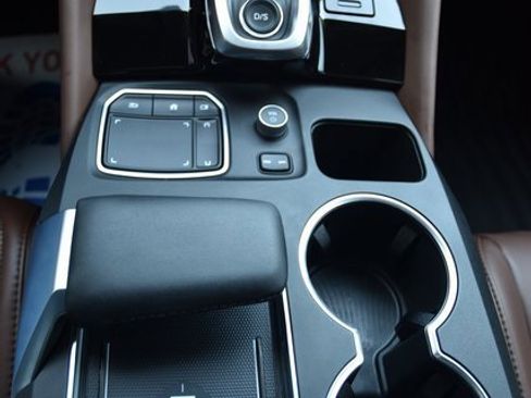 Used 2024 Acura MDX SH-AWD w/ Technology Package image 15