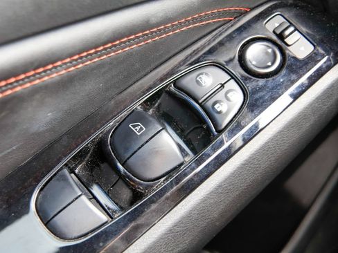 Used 2023 Nissan Altima 2.5 SR FWD image 16