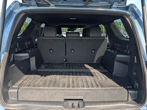 Used 2025 Toyota 4Runner TRD Off-Road Premium w/ Tow Technology Package AWD/4WD image 18