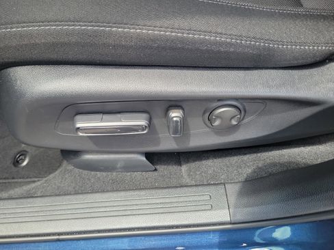 Used 2024 Honda CR-V EX image 27