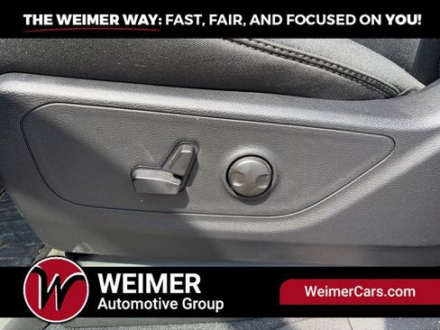 Used 2025 RAM 1500 Big Horn AWD/4WD image 25