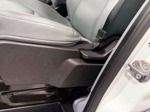 Used 2015 Ford Transit 350 XL image 12