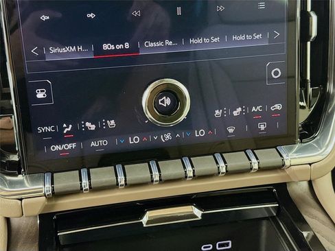 New 2026 GMC Yukon XL Denali AWD/4WD image 18