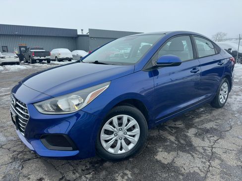 Used 2019 Hyundai Accent SE image 3