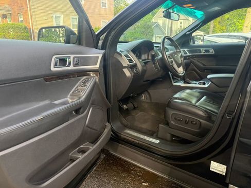 Used 2014 Ford Explorer Limited AWD/4WD image 7