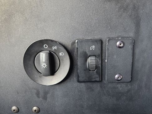 Used 2013 Ford E-350 and Econoline 350 Super Duty w/ Air Conditioning Prep Pkg image 29