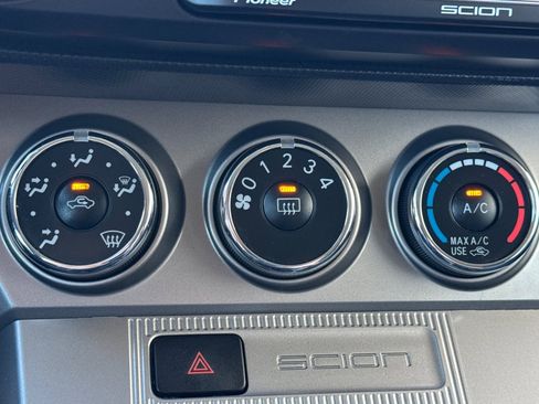 Used 2015 Scion xB 686 Parklan Edition image 20