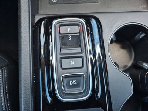 Used 2024 Honda Pilot EX-L image 19