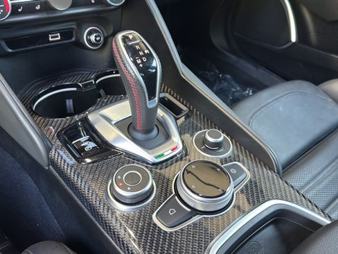Used 2023 Alfa Romeo Giulia Estrema RWD image 20