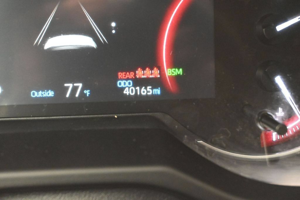 Used 2023 Toyota RAV4 XLE Premium AWD/4WD image 15