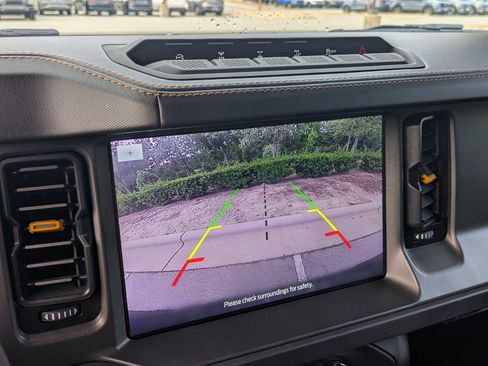 Certified 2024 Ford Bronco Badlands AWD/4WD image 24