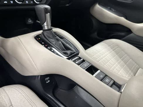 Used 2024 Honda HR-V LX image 24