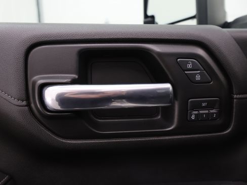 Used 2020 Chevrolet Silverado 3500 LTZ w/ LTZ Plus Package image 45