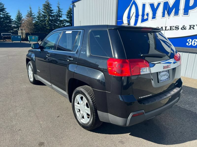 Used 2015 GMC Terrain SLE AWD/4WD image 16