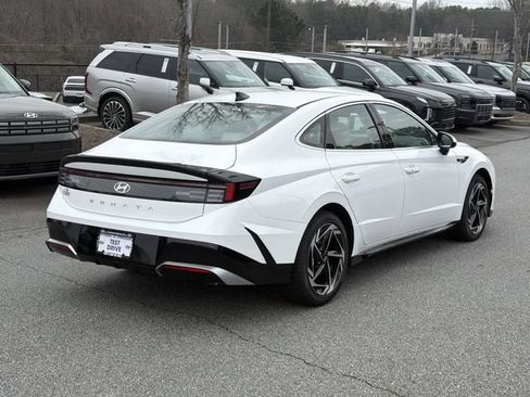 New 2026 Hyundai Sonata SEL FWD image 8