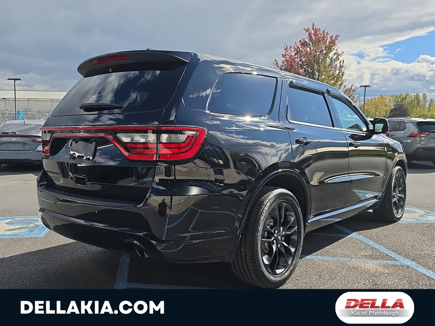 Used 2022 Dodge Durango R/T w/ Blacktop Package AWD/4WD image 13