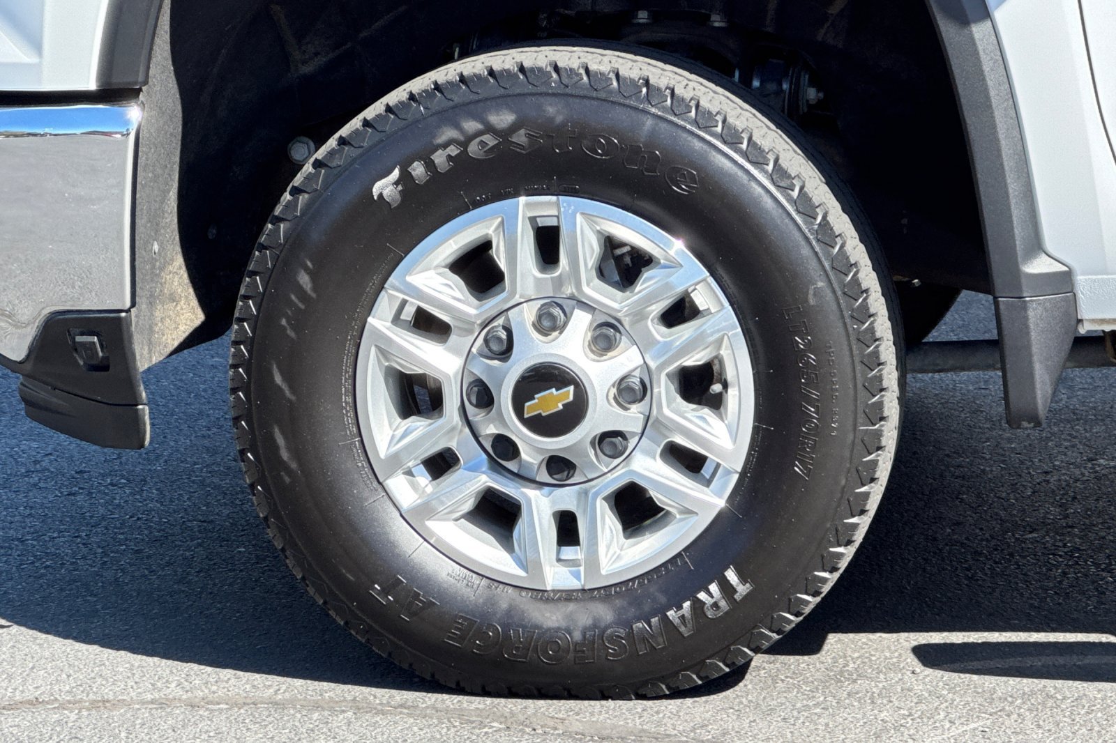 Used 2025 Chevrolet Silverado 2500 LT w/ Convenience Package AWD/4WD image 32