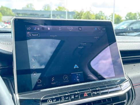 Used 2022 Jeep Compass Trailhawk w/ Trailhawk Elite Group image 20