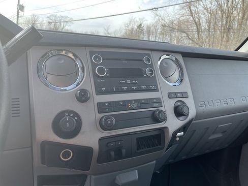 Used 2015 Ford F350 XLT w/ FX4 4x4 Off Road Package image 26