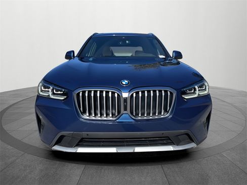 Used 2023 BMW X3 xDrive30i w/ Premium Package image 2