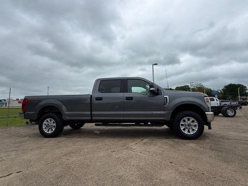 Certified 2022 Ford F250 XLT w/ XLT Value Package AWD/4WD image 4
