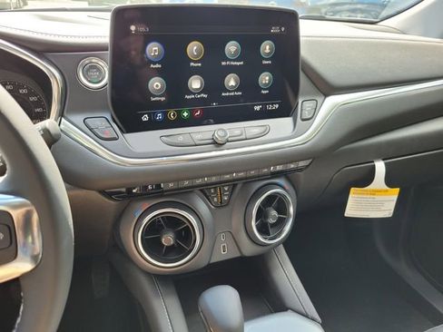 New 2025 Chevrolet Blazer LT image 22