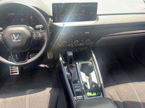 Used 2023 Honda Accord Sport image 17
