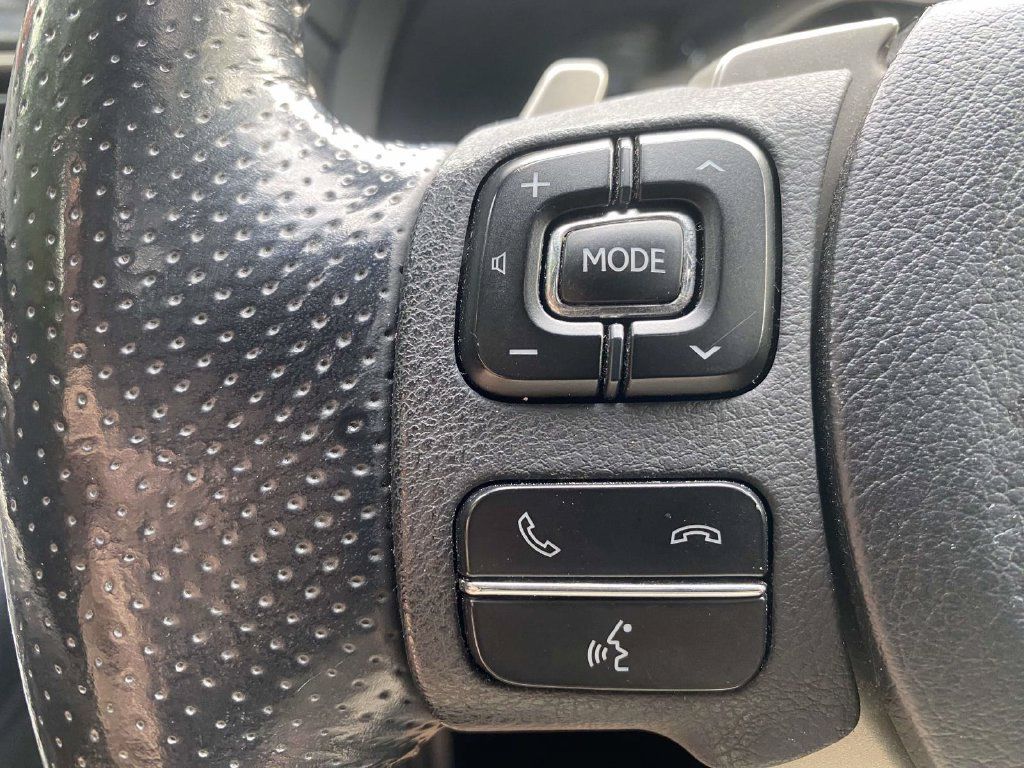 Used 2016 Lexus RC 200t RWD image 19