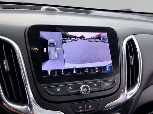 Used 2023 Chevrolet Equinox LT FWD image 27