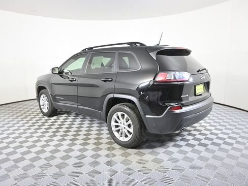 Used 2022 Jeep Cherokee Latitude Lux w/ Sun & Sound Group image 4