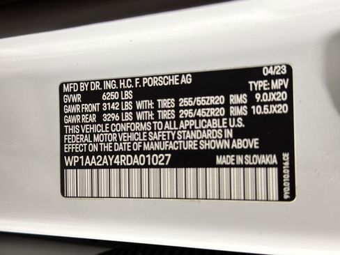 Certified 2024 Porsche Cayenne image 23