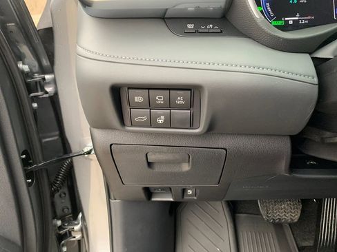 New 2026 Toyota Highlander Platinum image 33