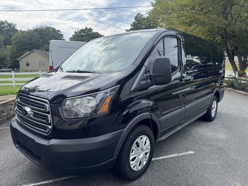 Used 2017 Ford Transit 150 130 Low Roof w/ Exterior Upgrade Package RWD image 1