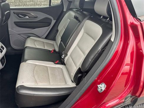 Used 2019 GMC Terrain SLT w/ Preferred Package image 17