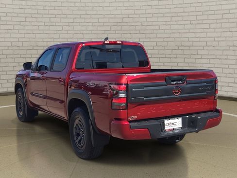 Certified 2025 Nissan Frontier PRO-4X w/ Pro Convenience Package image 7