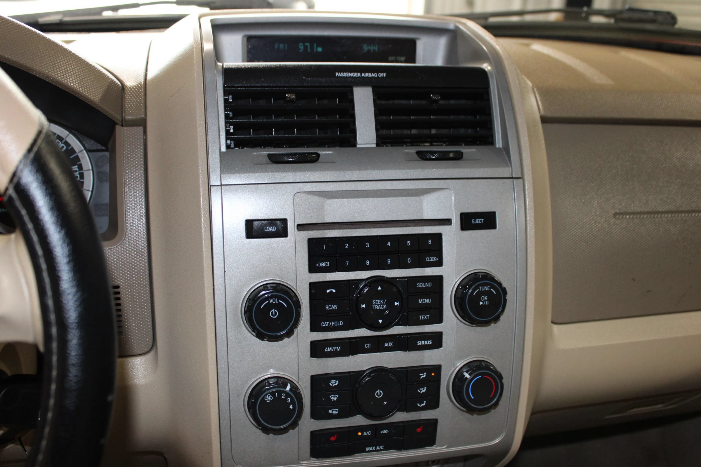 Used 2012 Ford Escape XLT FWD image 13