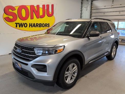 Certified 2023 Ford Explorer XLT AWD/4WD image 1