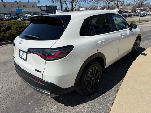 New 2026 Honda HR-V Sport image 6