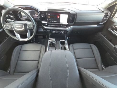 Used 2025 GMC Sierra 1500 SLT w/ SLT Premium Package image 27