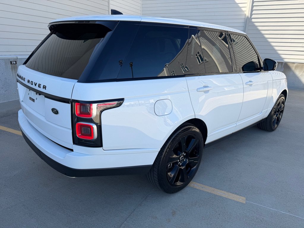 Used 2018 Land Rover Range Rover Supercharged AWD/4WD image 3