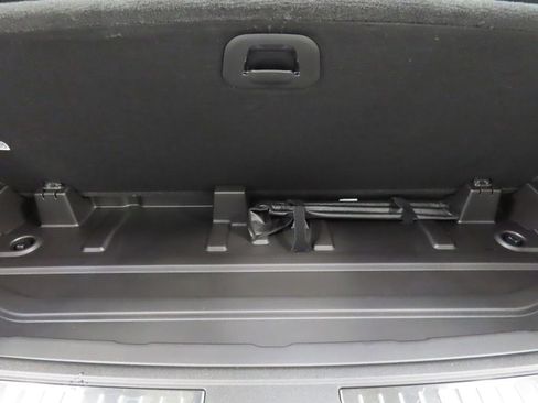 Used 2025 Chevrolet Tahoe High Country AWD/4WD image 51