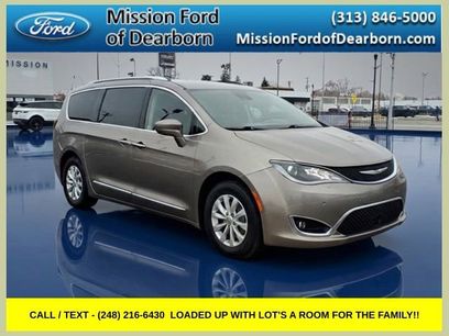 Used 2018 Chrysler Pacifica Touring-L w/ Advanced Safetytec Group
