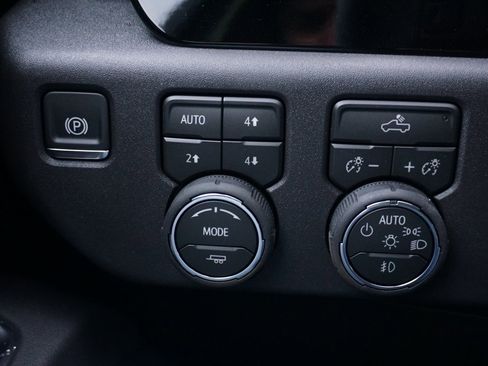 New 2026 Chevrolet Silverado 1500 RST w/ Dark Appearance Package image 23