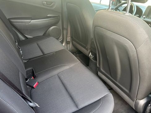 Used 2023 Hyundai Kona SEL AWD/4WD image 30