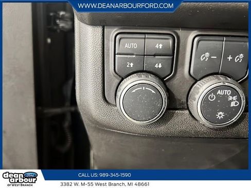 Used 2021 Chevrolet Suburban RST w/ Luxury Package image 16