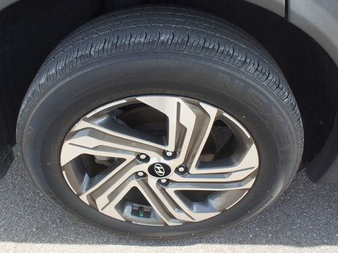 Used 2022 Hyundai Santa Fe SEL w/ Convenience + Premium Package FWD image 26