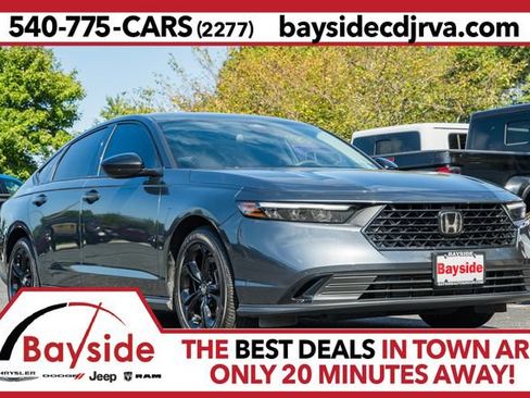Used 2025 Honda Accord SE image 1