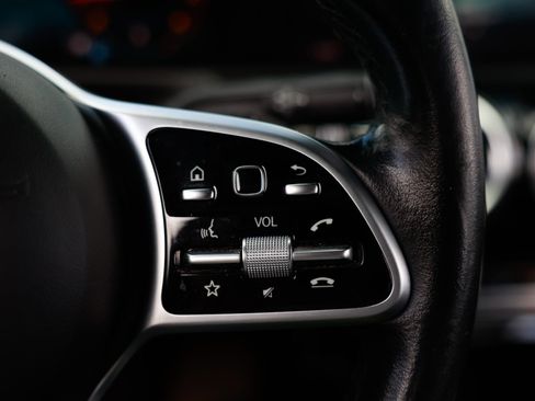 Used 2019 Mercedes-Benz A 220 image 32