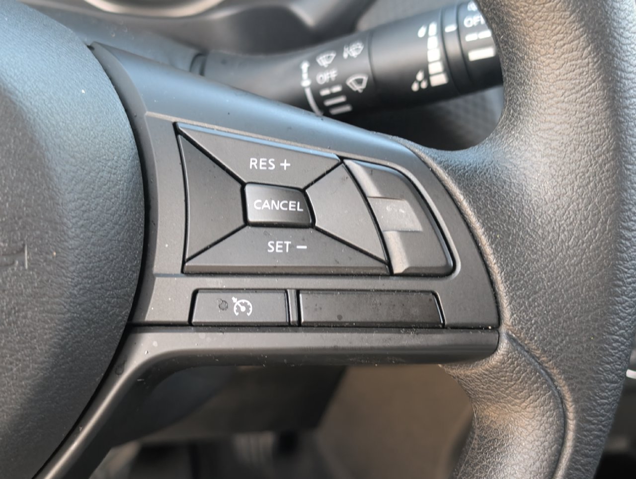 Used 2025 Nissan Kicks Play S FWD image 21