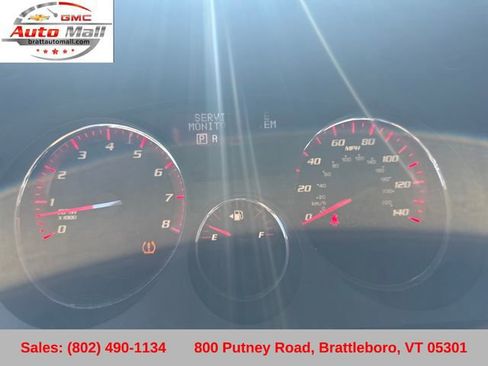 Used 2011 GMC Acadia SL w/ Preferred Package AWD/4WD image 17